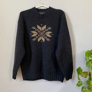 Vintage Abercrombie and Fitch crewneck sweater.
